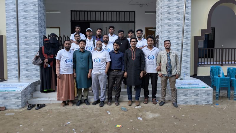 The Aushkhandi Eye and Dental Hospital team